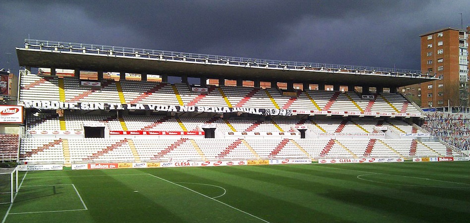 Madrid invierte 1,7 millones de euros para remodelar el estadio del Rayo Vallecano